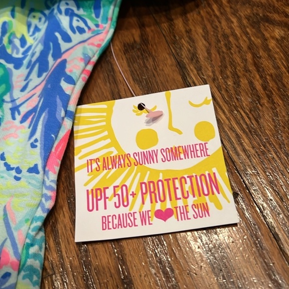 Lilly Pulitzer UPF 50+ Skipper Tunic Popover Mermaid Cove Medium NWT - Picture 6 of 10